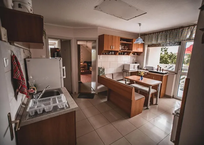 Primavera Vendegszobak ゲストハウス