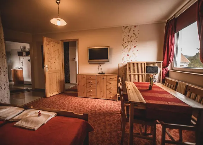 Primavera Vendegszobak