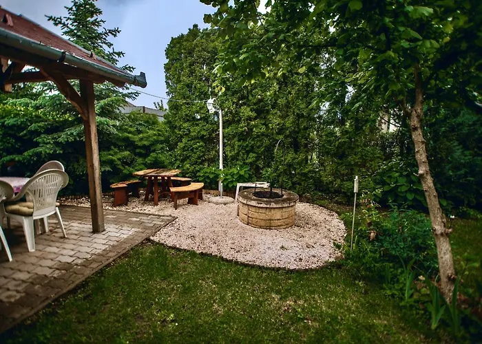 Primavera Vendegszobak * エゲル