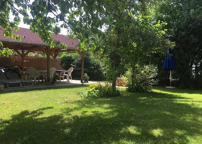 Primavera Vendegszobak エゲル